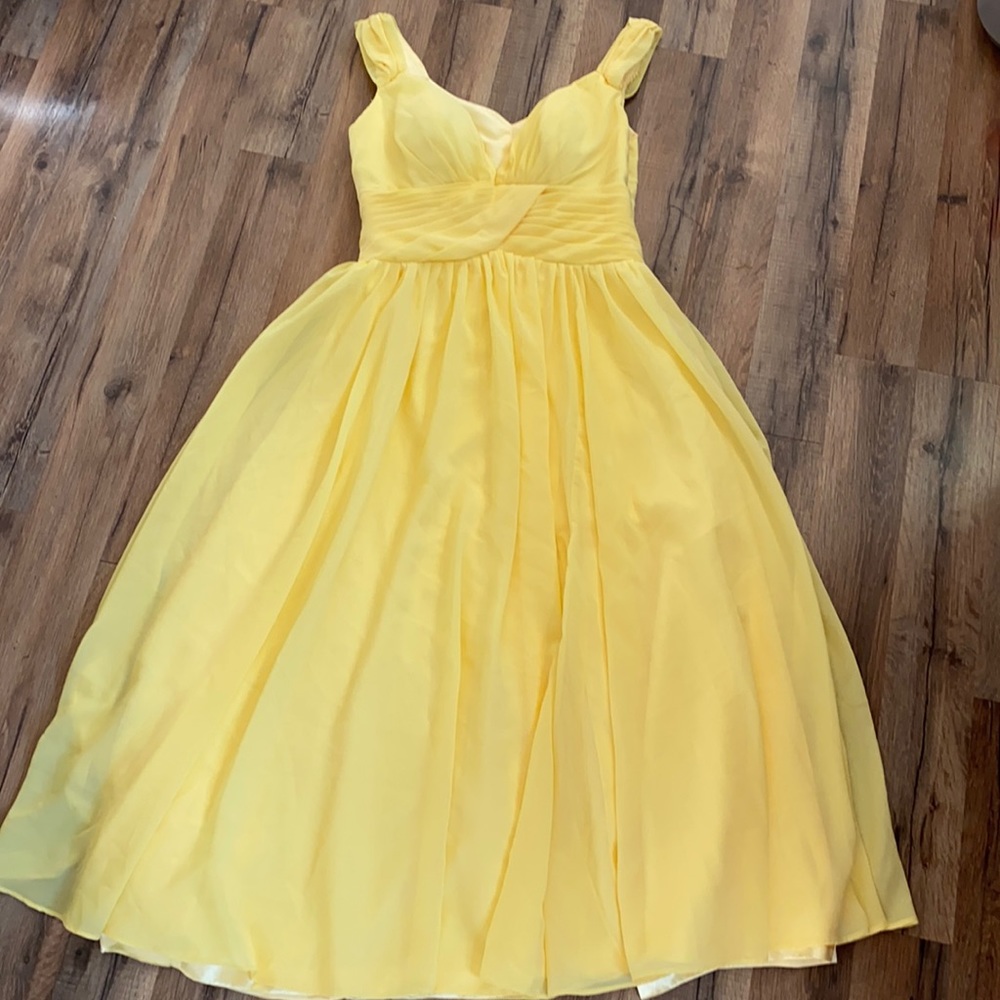 Yellow chiffon sweetheart dress